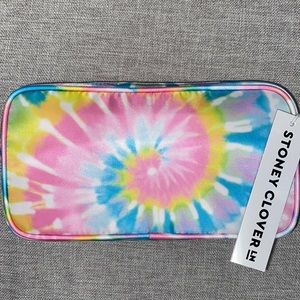 Stony clover small pouch